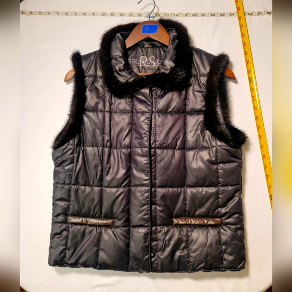 Rolf Schulte sleeveless mink vest - Picture 1 of 10